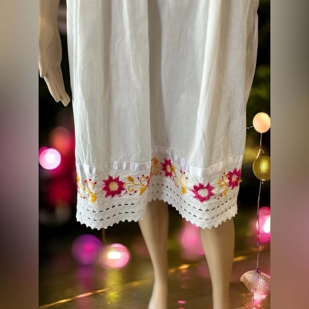 Oaxacan Mexican folk fiesta sun summer Floral Embroidered Dress-M/L - Picture 3 of 8